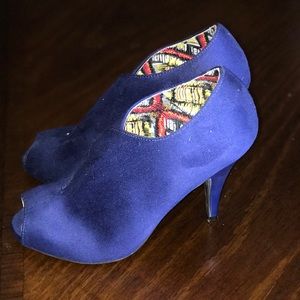 Blue Heels